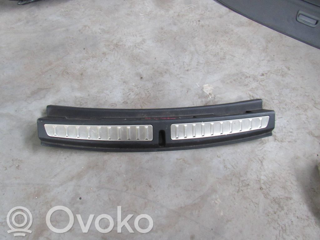BMW 1 F40 Trunk/boot sill cover protection 