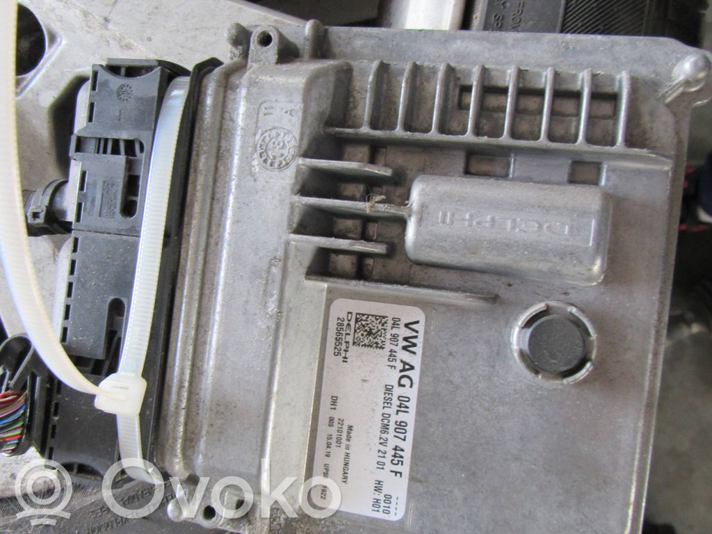 Engine control unit/module   04L907445F,28565525