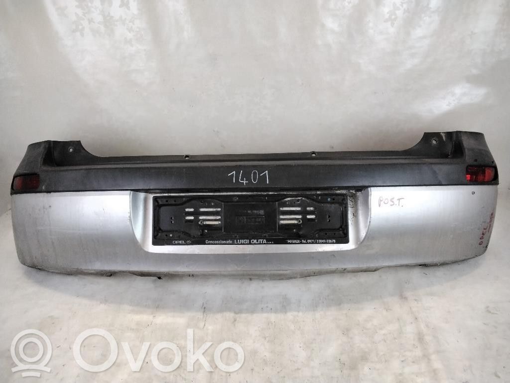 Opel Corsa C Parachoques 