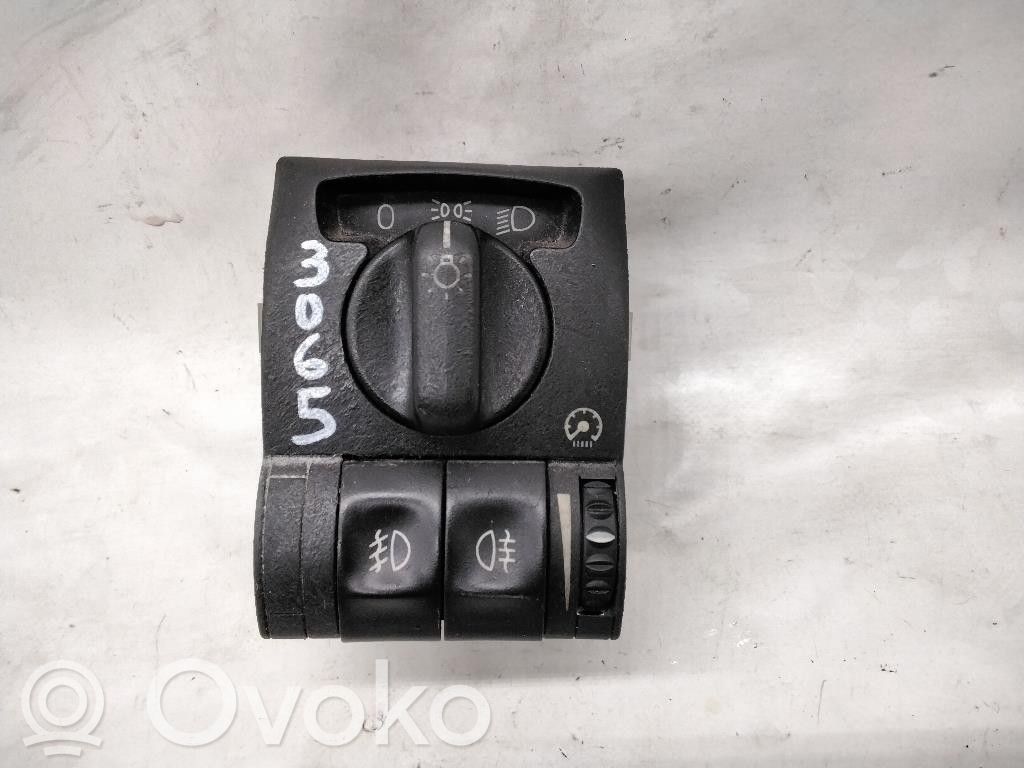 Opel Omega B1 Light switch 