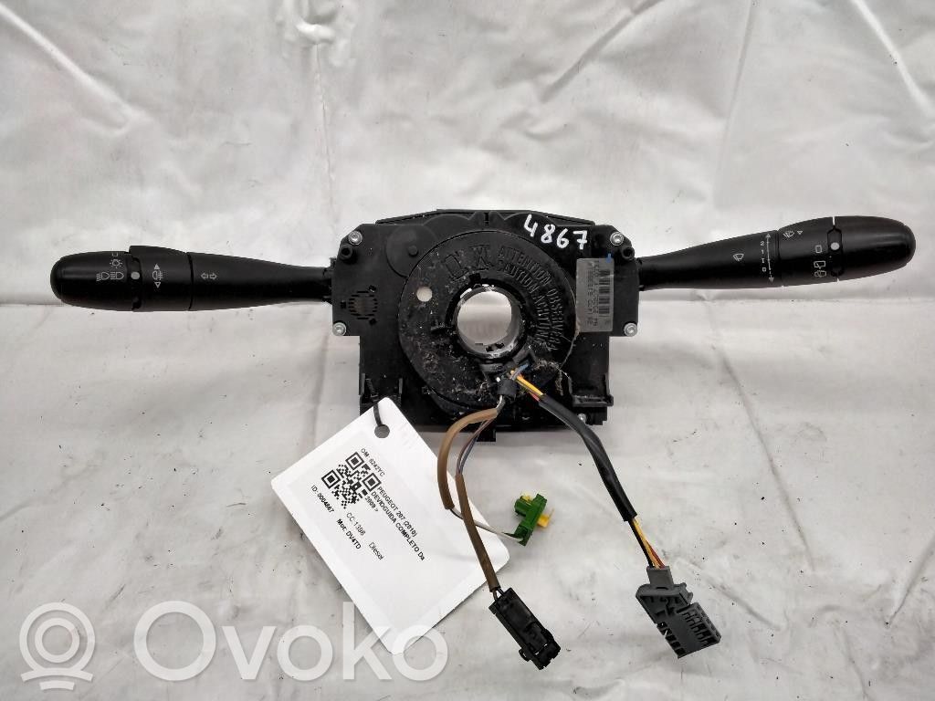 Peugeot 207 Interruptor/palanca de limpiador de luz de giro 