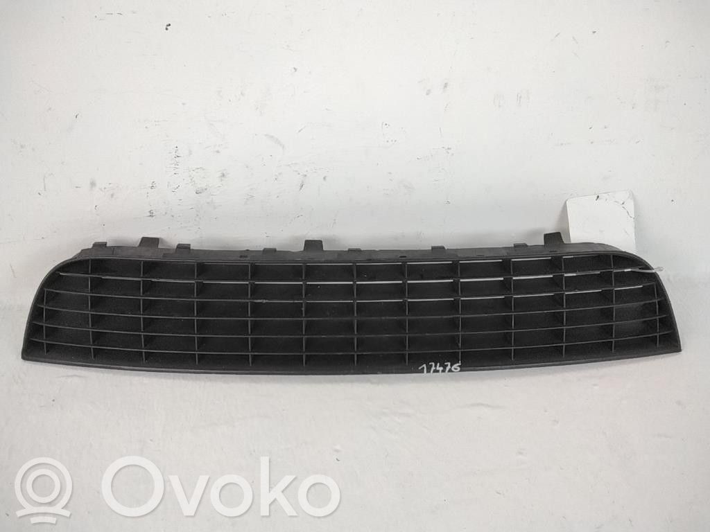 Fiat Grande Punto Rejilla superior del radiador del parachoques delantero 