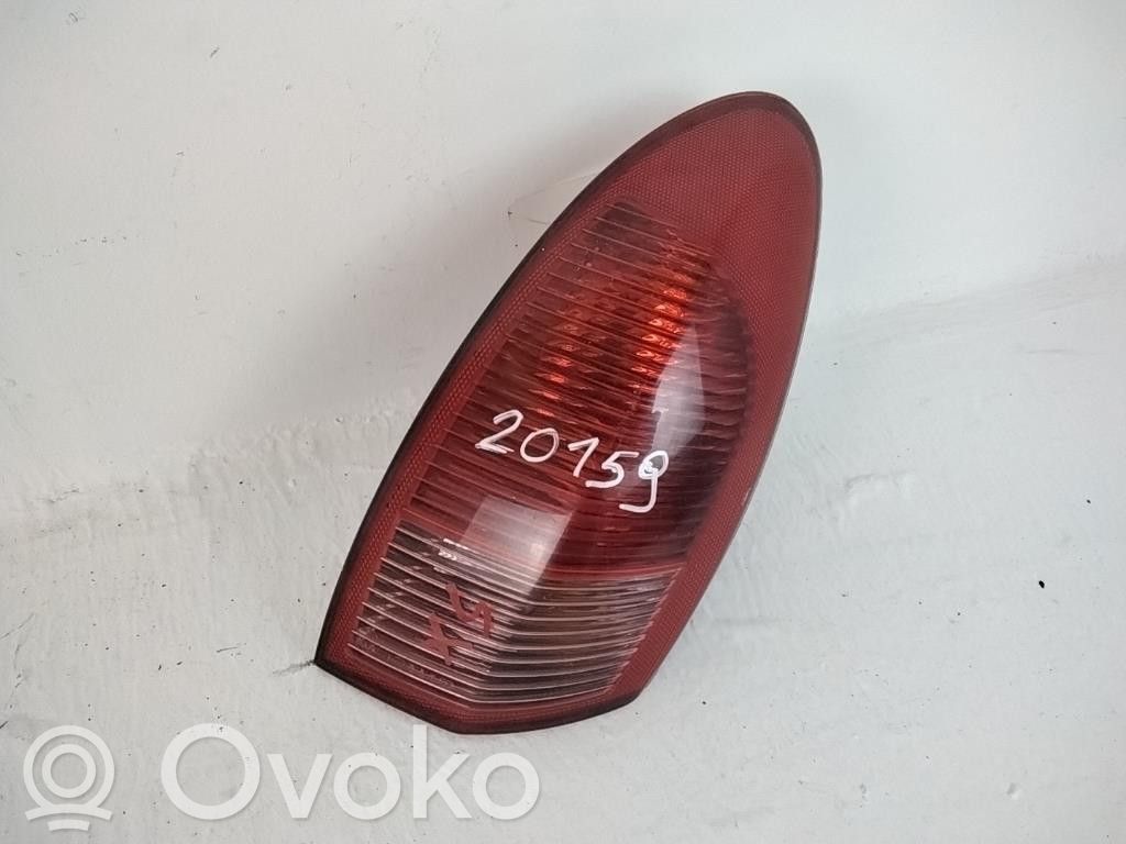 Alfa Romeo 147 Galinis žibintas kėbule 