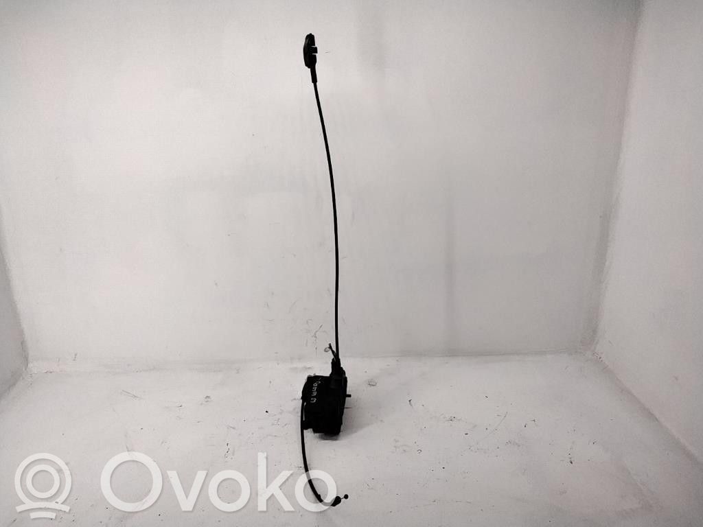 Renault Clio III Rear door lock 