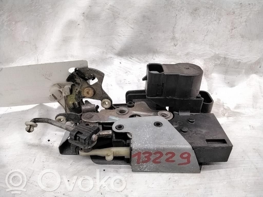 Fiat Marea Zamek drzwi tylnych 