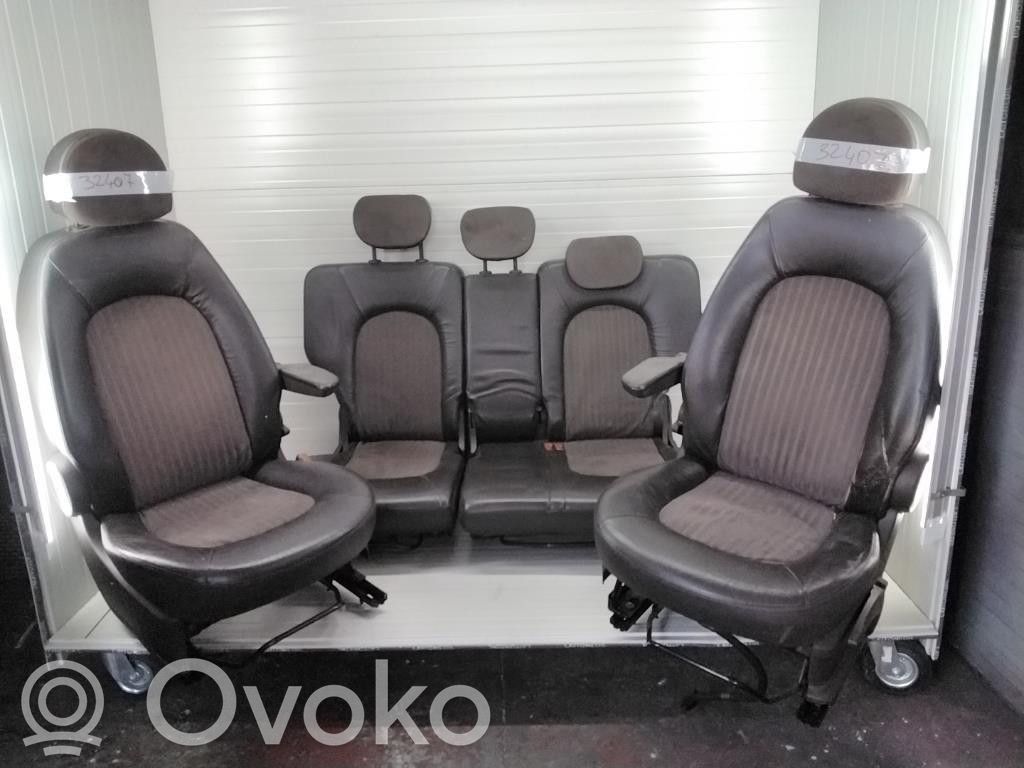 Juego interior   188A9000
