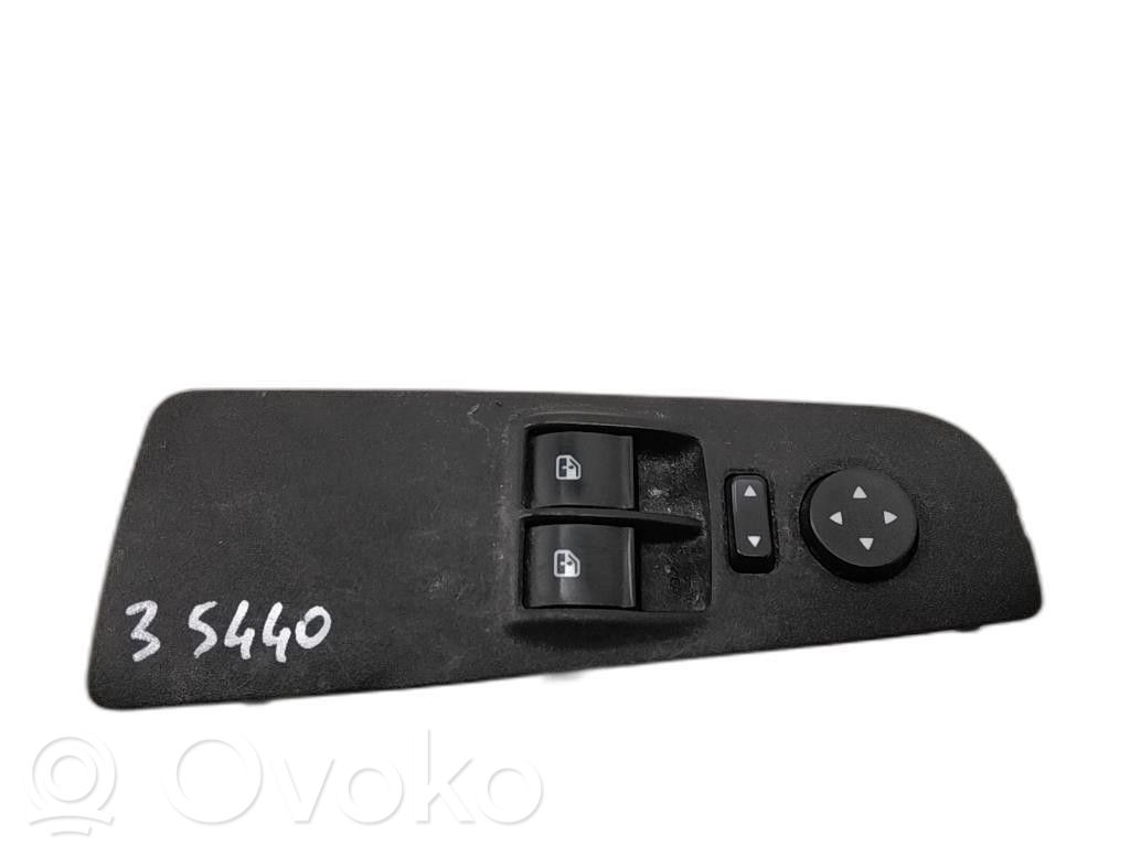 Fiat Bravo Przyciski szyb 