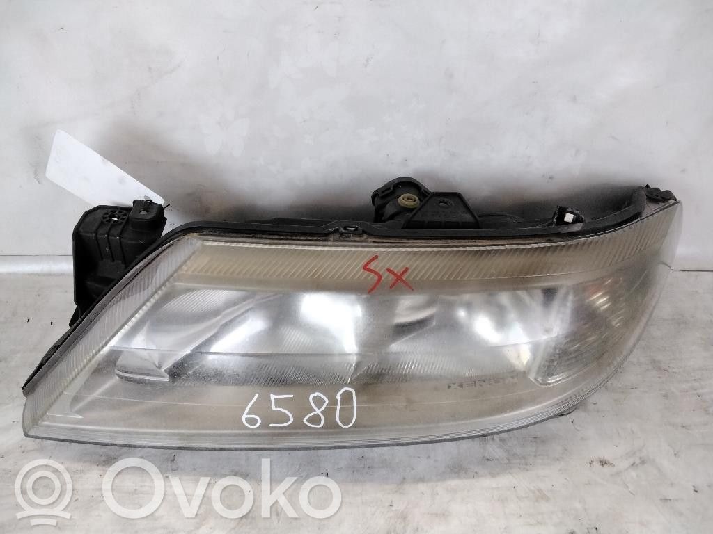 Renault Laguna I Headlight/headlamp 