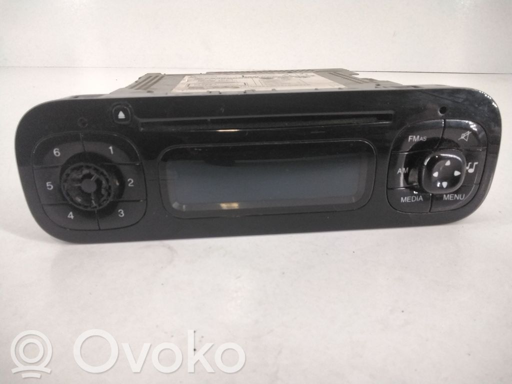 Fiat Panda III Panel / Radioodtwarzacz CD/DVD/GPS 