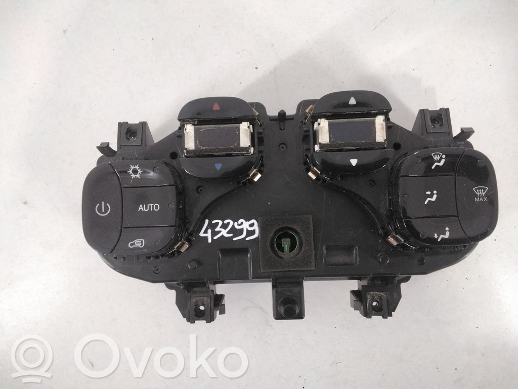 Fiat Panda III Gaisa kondicioniera / klimata kontroles / salona apsildes vadības bloks (salonā) 