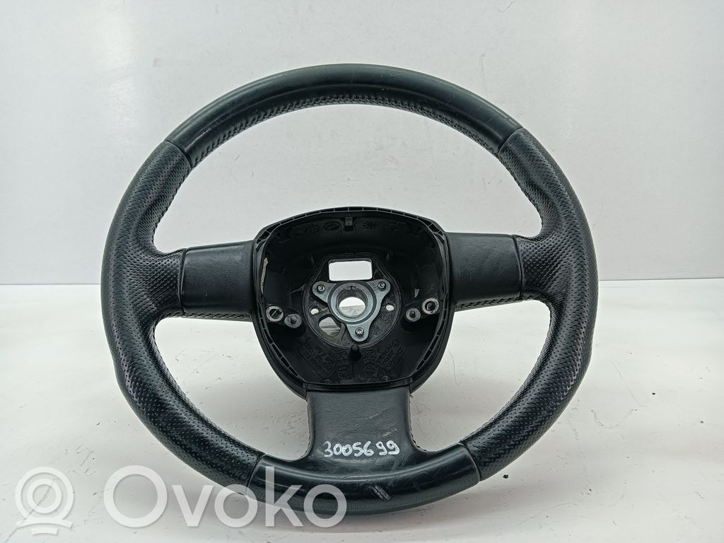 Audi A3 S3 8P Steering wheel 