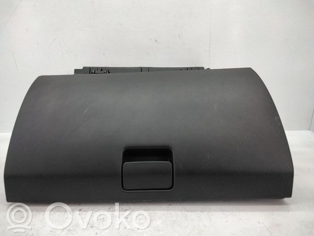 Opel Antara Handschuhfach komplett 