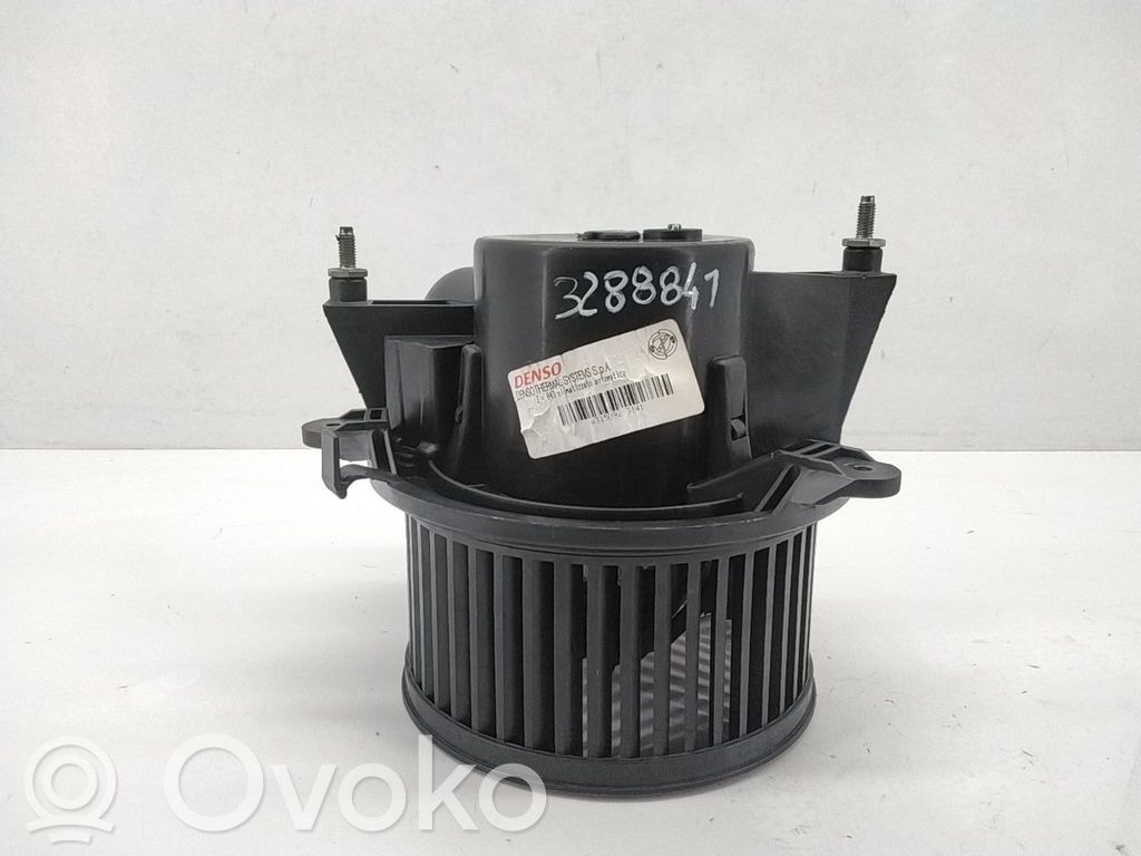 Lancia Ypsilon Mazā radiatora ventilators 