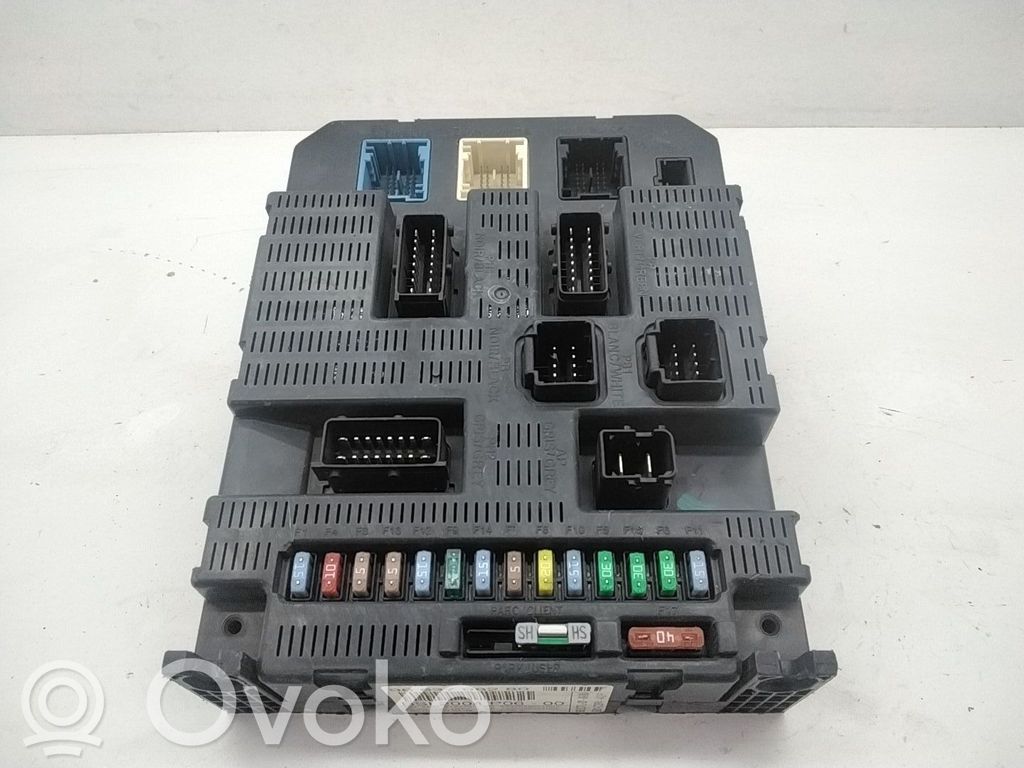 Peugeot 207 Modul de control caroserie central 