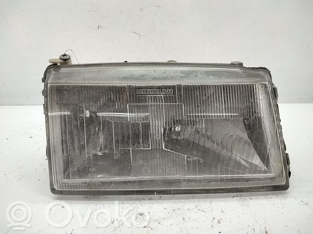 Fiat Uno Phare frontale 