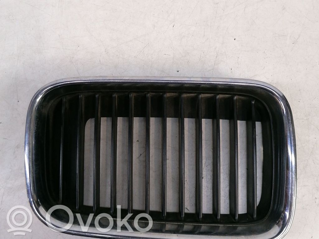 BMW 5 E34 Front grill 