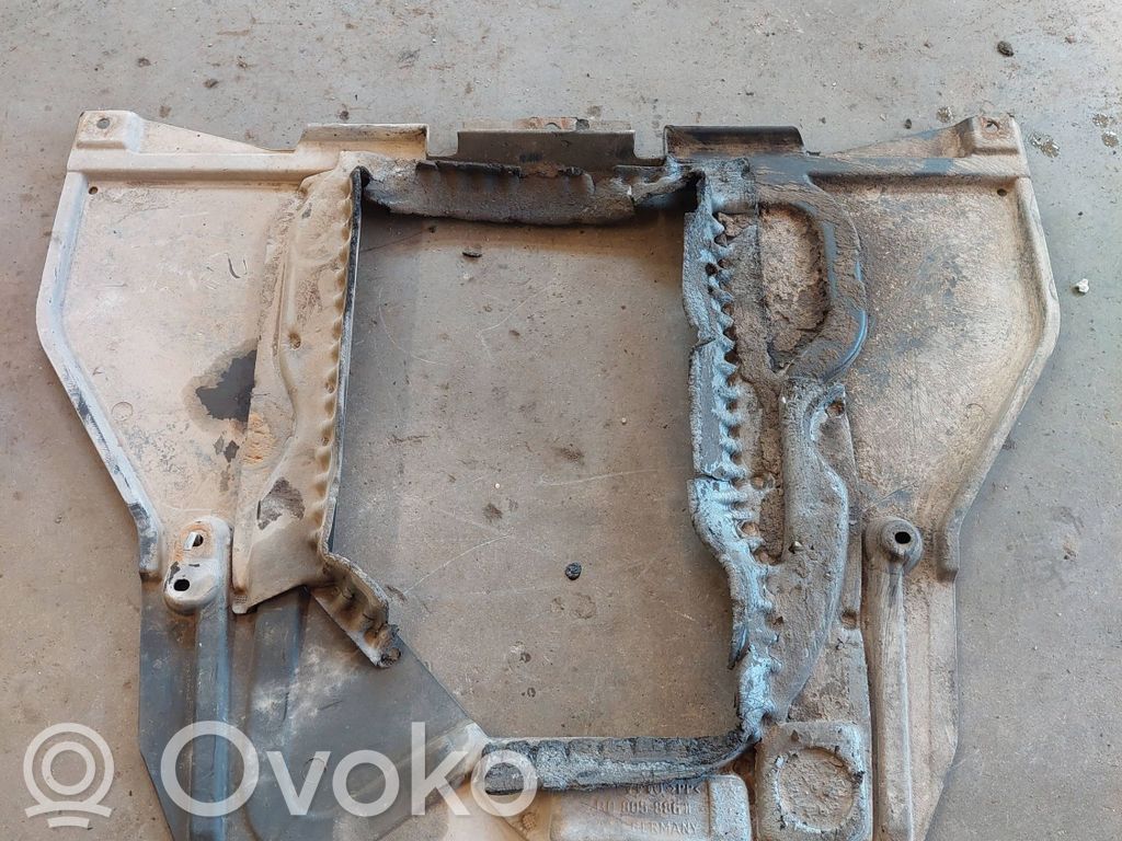 Audi A4 S4 B5 8D Protección inferior de la caja de cambios 