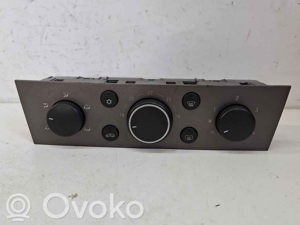 Opel Vectra C Climate control unit 