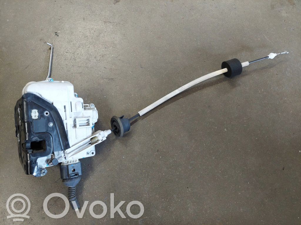 Audi A6 S6 C6 4F Etuoven lukko 