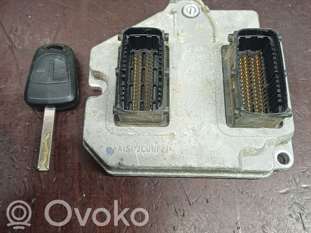 Opel Astra H Engine control unit/module 