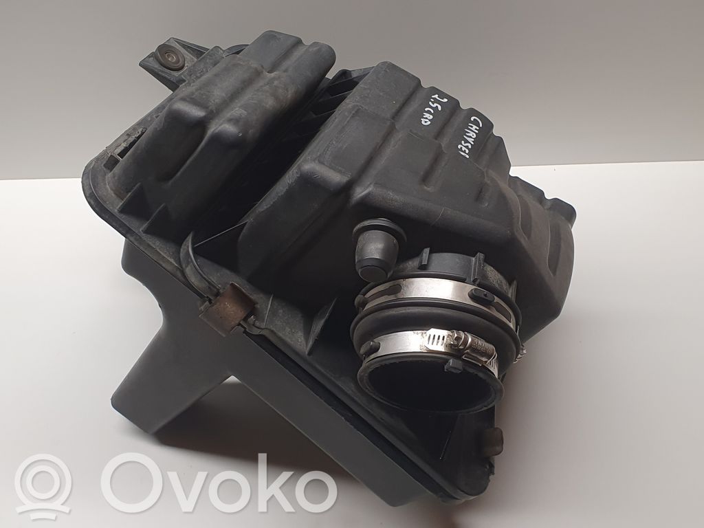 Chrysler Grand Voyager IV Air filter box 