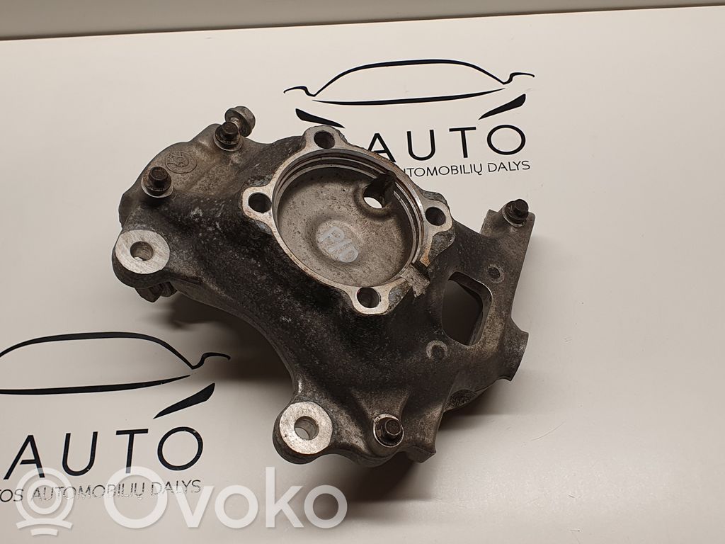 BMW 5 E60 E61 Front wheel hub 