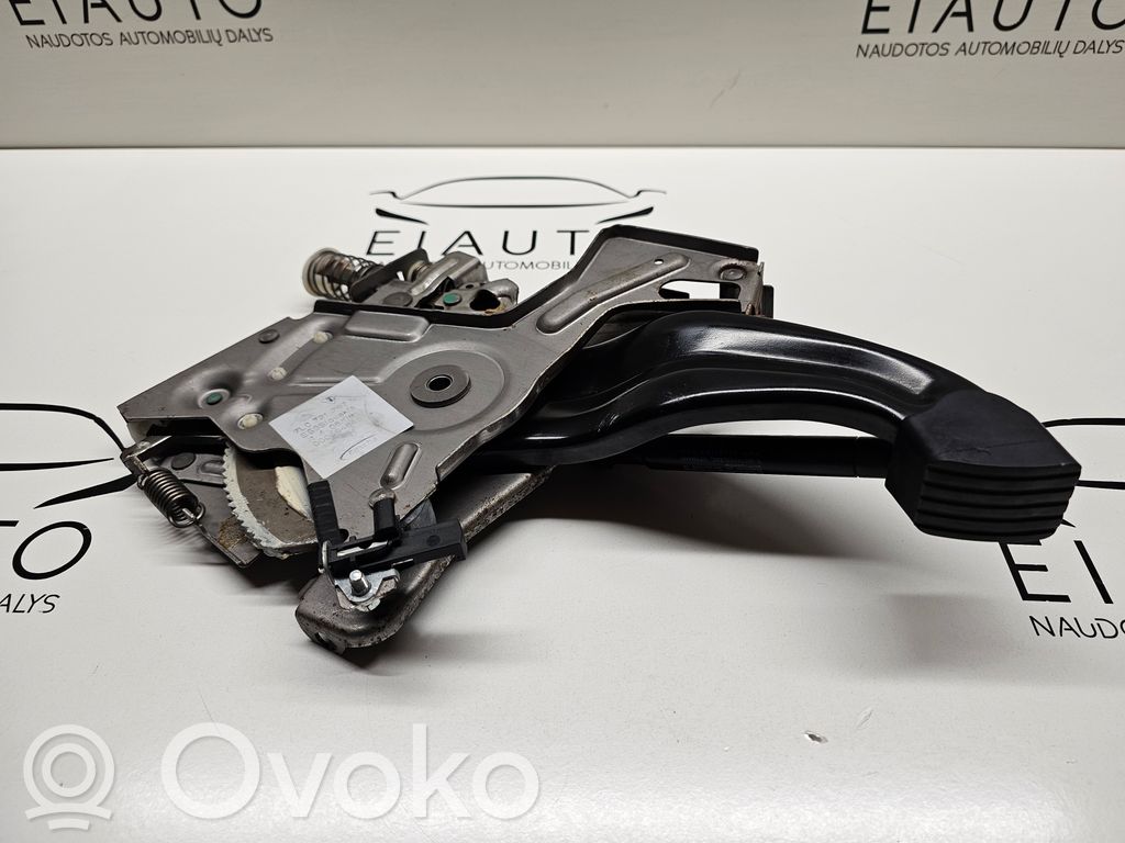 Audi Q7 4L Dźwignia hamulca ręcznego 