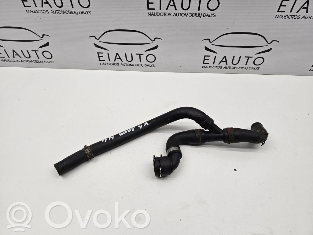BMW X6 E71 Engine coolant pipe/hose 