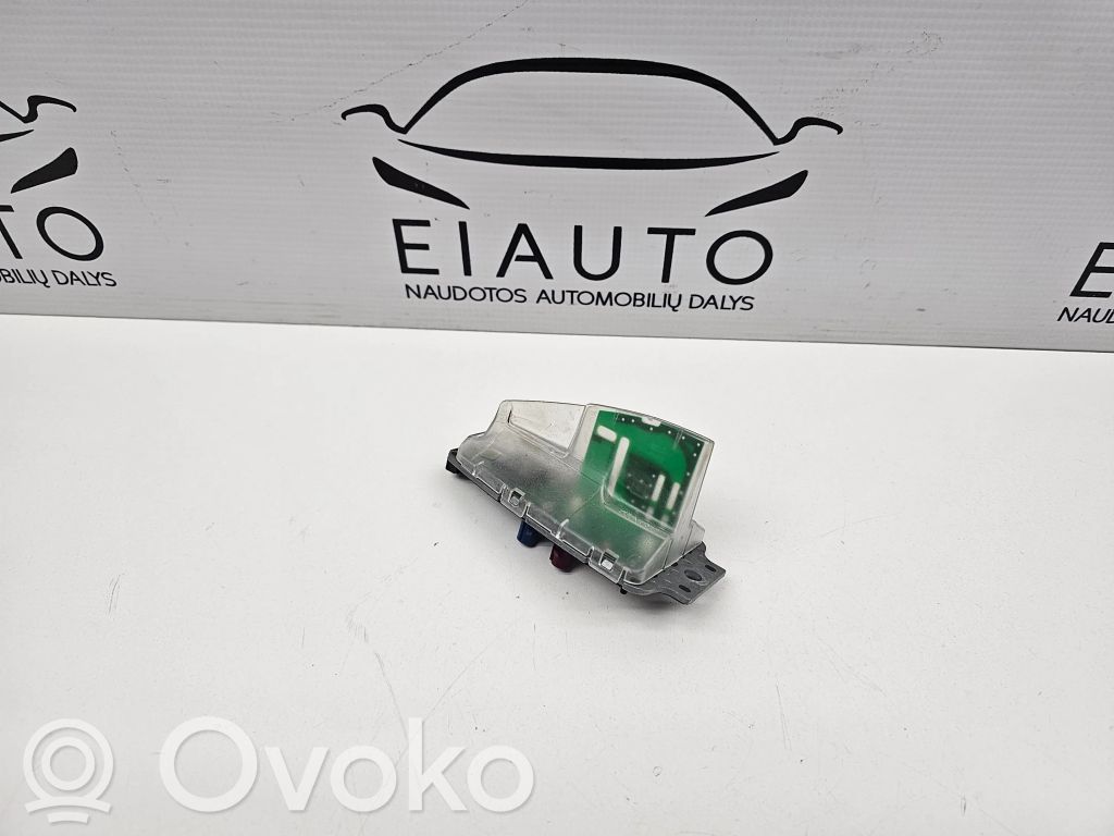 BMW X6 E71 Antena (GPS antena) 