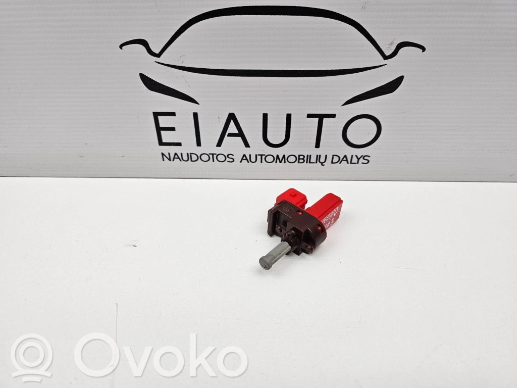 Ford Mondeo Mk III Clutch pedal sensor 