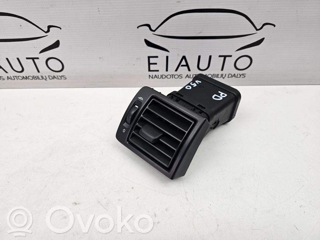 Volvo V50 Боковая воздушная решётка 