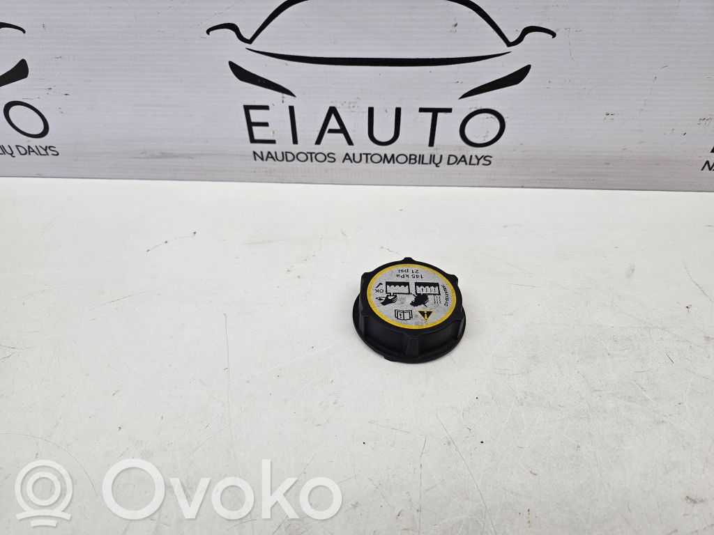 Volvo V50 Aušinimo skysčio išsiplėtimo bakelio dangtelis 