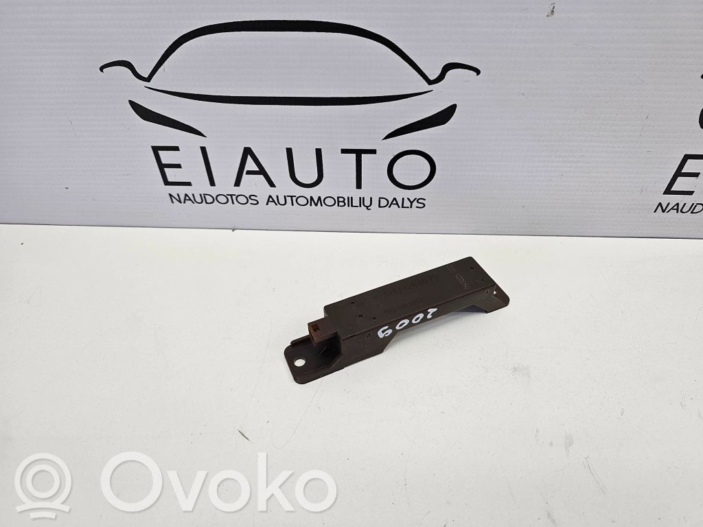 Mercedes-Benz C W204 Keyless system antenna 