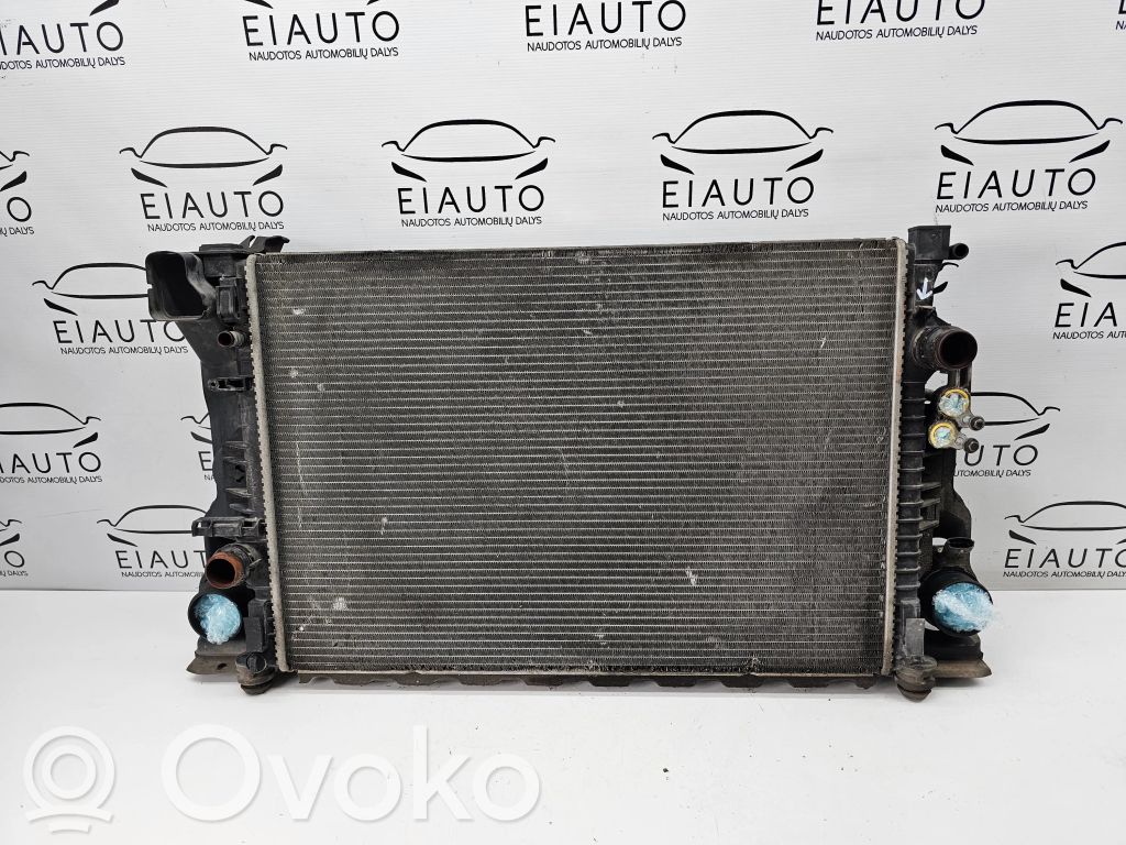 Volvo V70 Комплект радиатора 