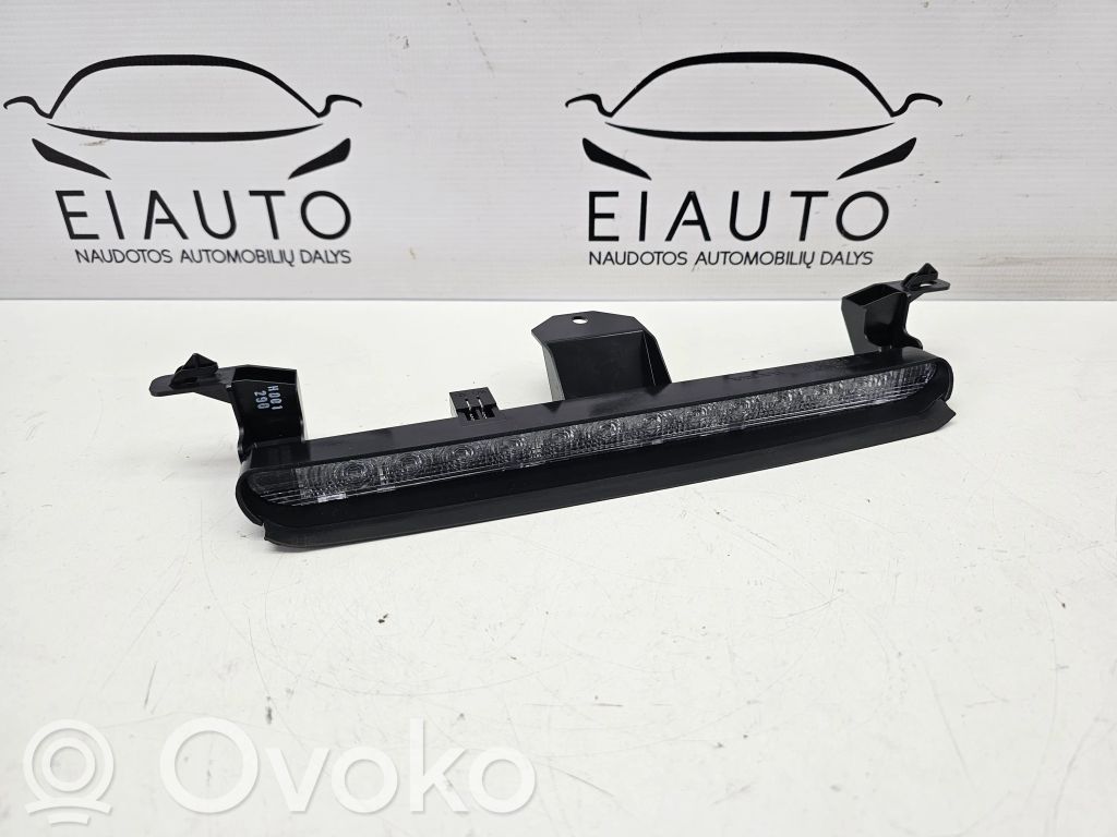 Volvo V70 Third/center stoplight 