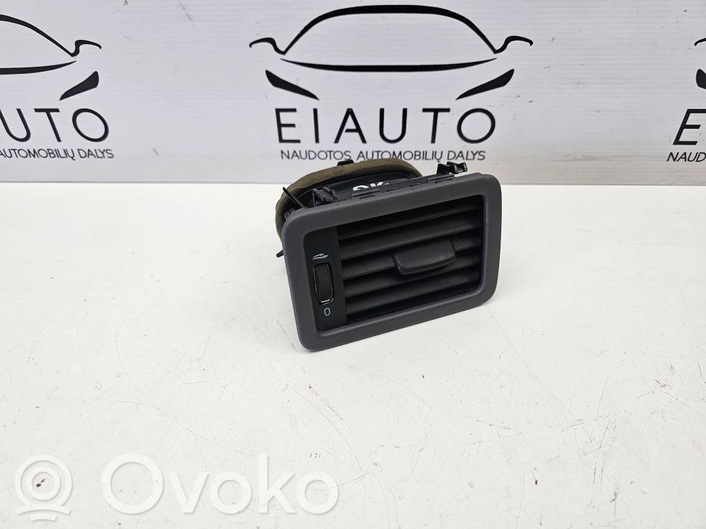 Volvo V70 Boczna kratka nawiewu deski rozdzielczej 