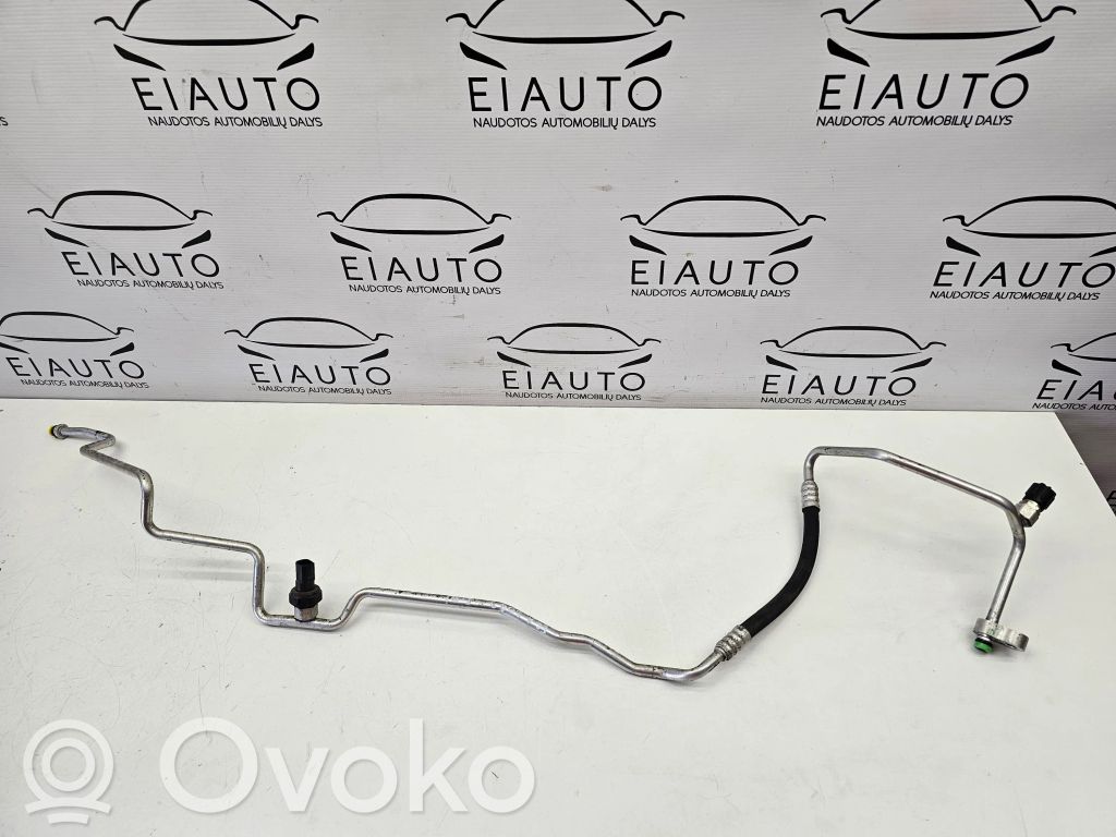 BMW 5 E60 E61 Ilmastointilaitteen putki (A/C) 