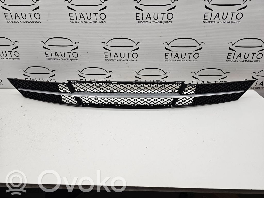 BMW 5 E60 E61 Front bumper lower grill 