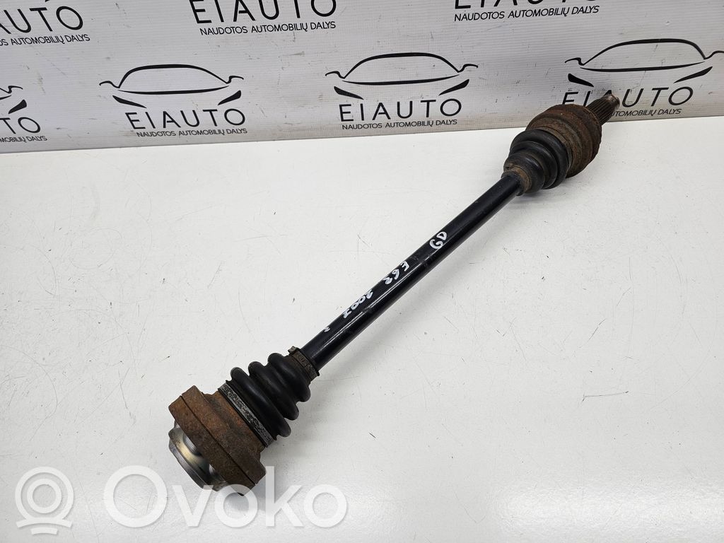 BMW 6 E63 E64 Galinis pusašis 