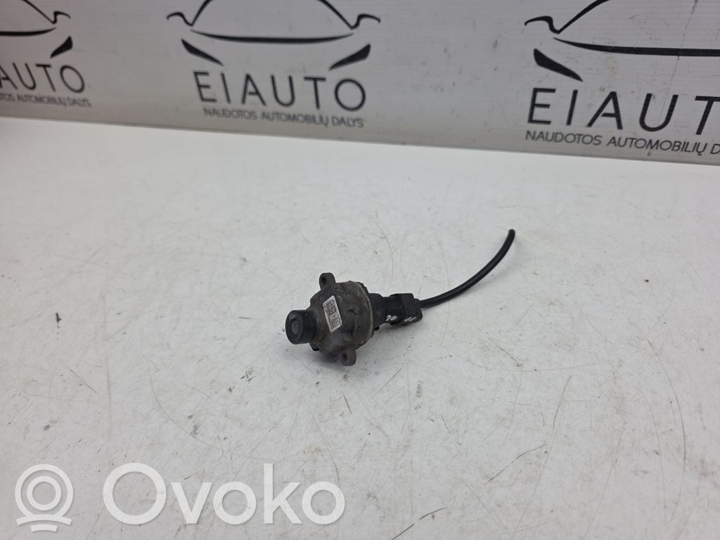 BMW 5 GT F07 Front bumper camera 