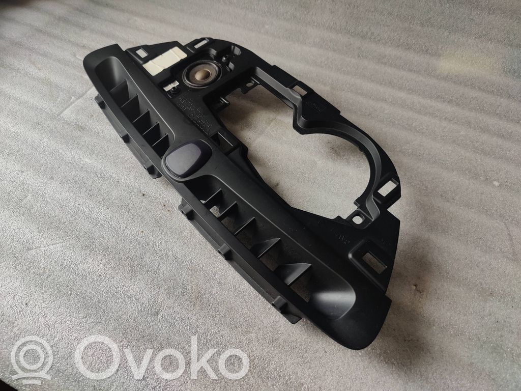 Volvo V60 Panel trim 