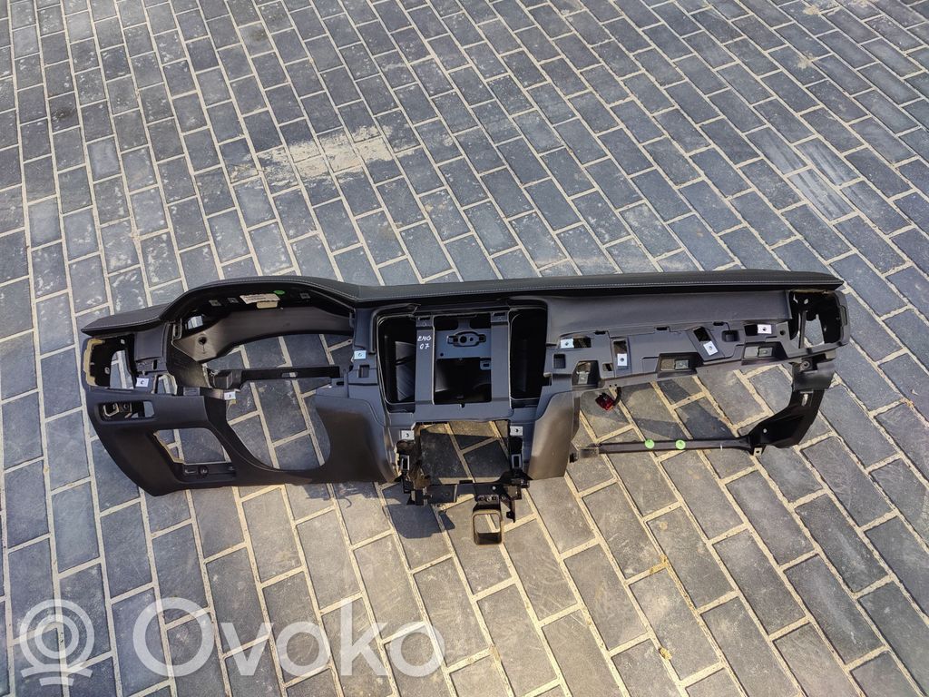 Volvo S90, V90 Panelis 