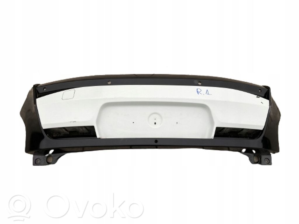 BMW i3 Moldura inferior del parachoques trasero 