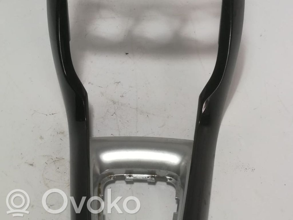 Dashboard lower bottom trim panel   9684153677,96870055