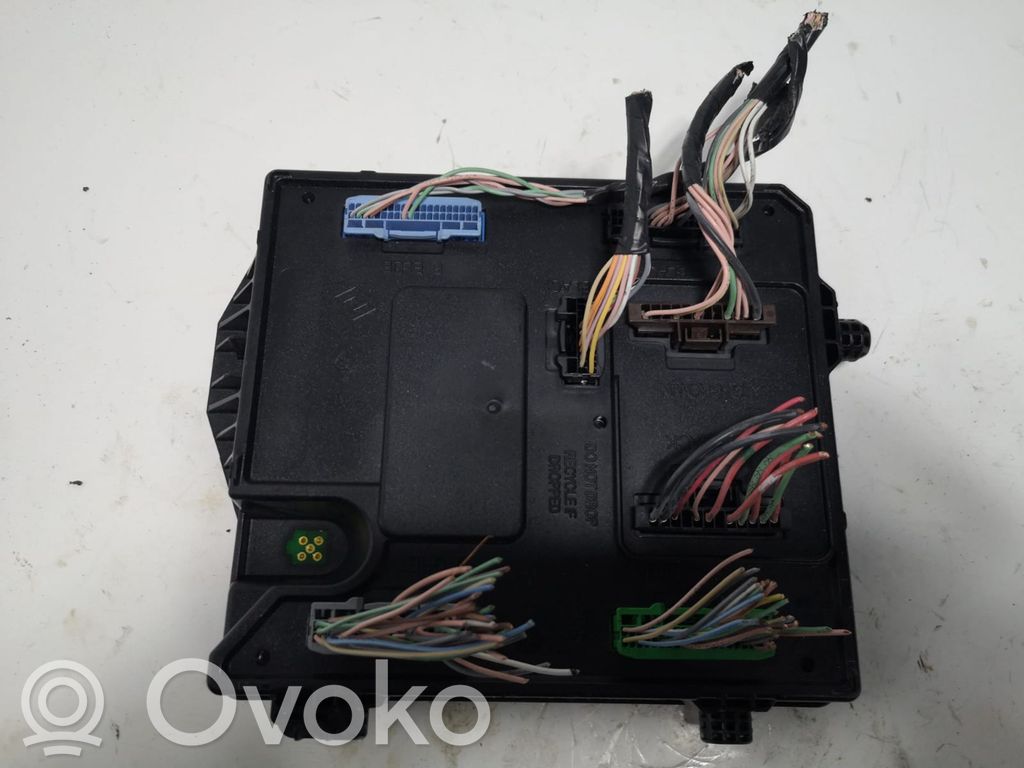 Renault Megane III Comfort/convenience module 