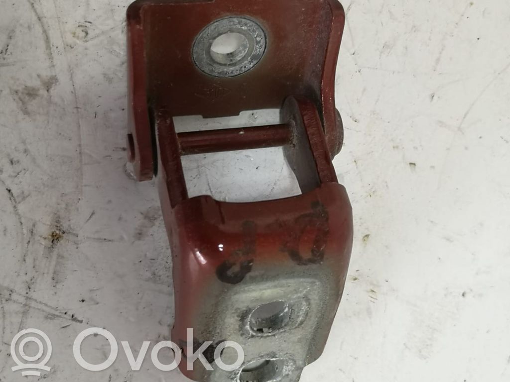 Renault Megane III Front door lower hinge 