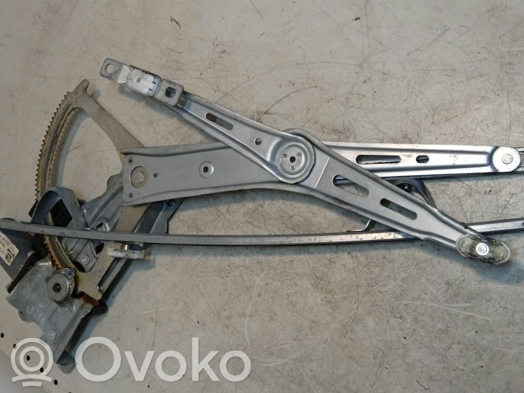 Opel Zafira B Elektryczny podnośnik szyby drzwi przednich 