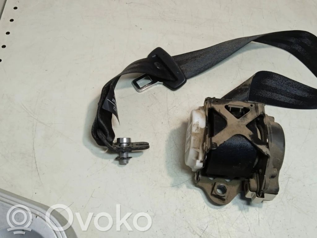 Audi Q3 8U Cinturón trasero 