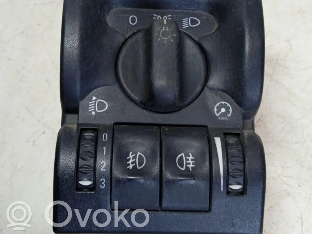 Opel Vectra B Light switch 