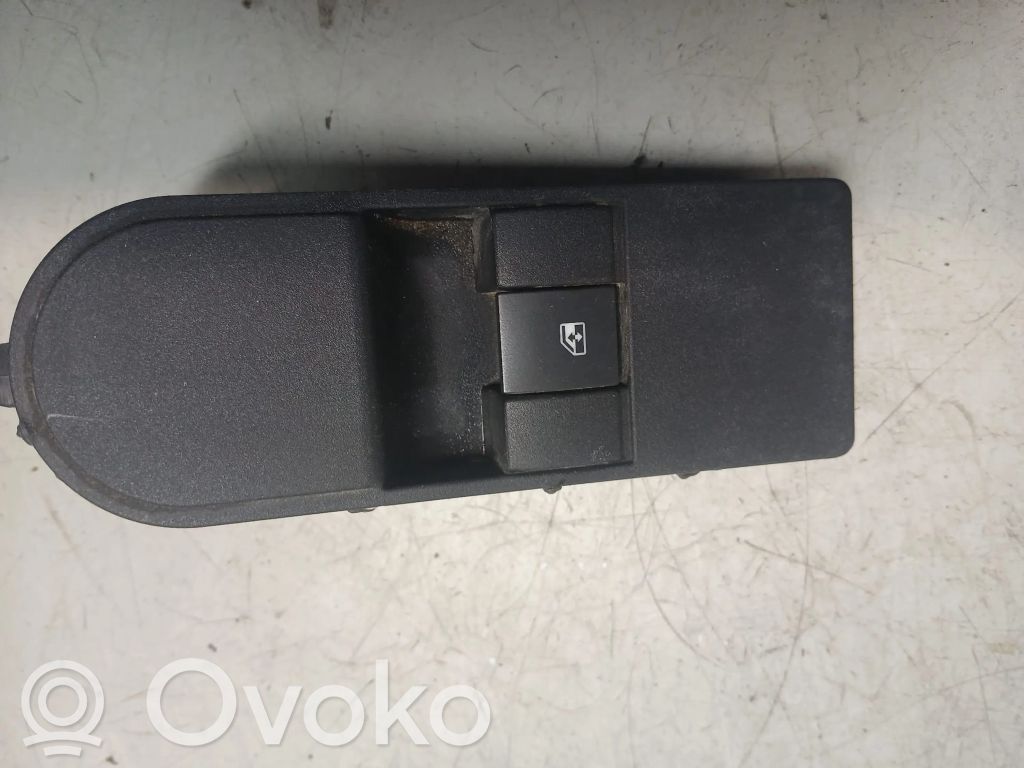 Electric window control switch   13228709